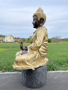 Buddha Figur lebensgross für den Garten  