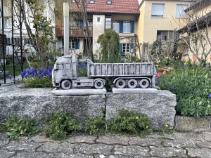 DAF Betonmodell mit Kippmuldenauflieger als Gesamtansicht