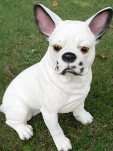 Boston-Terrier Deko Hundefigur sitzend, weiss, 42 cm hoch