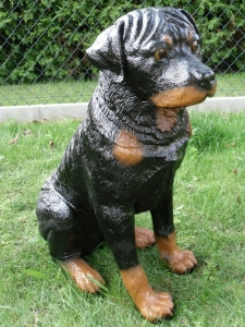 Deko Hundefigur sitzender Rottweiler, 65 cm hoch 2