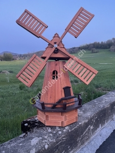Solar Windmühle aus Holz