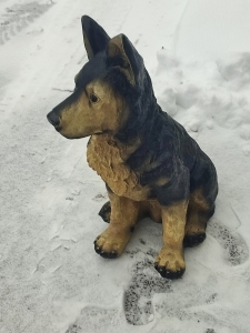 Hundefigur sitzender Deutscher Schäferhund Welpe Gartendeko 2