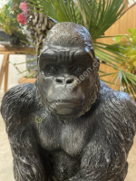 Gartendeko Gorillakind, 58 cm hoch