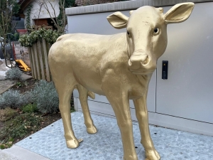 Kalbfigur lebensgross, Gartendeko, 121 cm lang