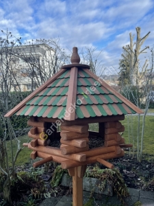 Grosses Vogelfutterhaus mit Ständer Stangen