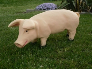 Grosse Schweinefigur für den Garten, 1 m lang 3