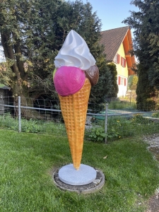 Softeis Eistuete 103 cm von der Seite