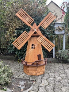 Holz Windmühle mit Solarbeleuchtung