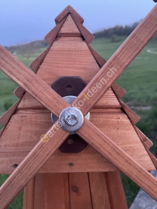 Gartenmühlen aus Holz Flügelansicht