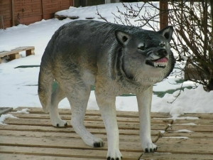 Wolf Dekofigur: Wolf Figur lebensgross, Länge: 124 cm