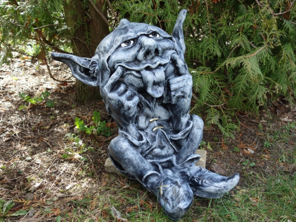 Gnom Gartenfigur XXL Gnom, 59 cm hoch, Steinfigur aus Kunststein